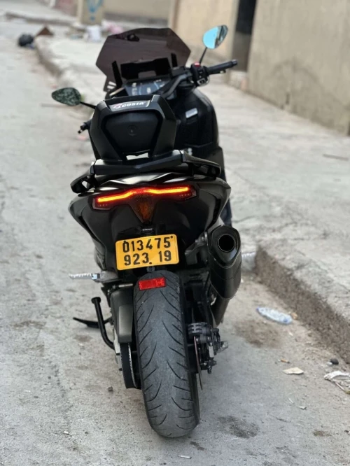 Yamaha Tmax 2023
