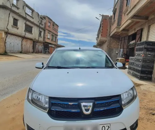 Dacia Logan 2015 