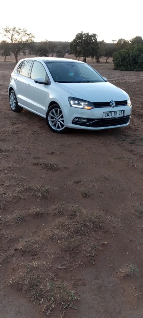 Volkswagen Polo 2017 Bleumotion