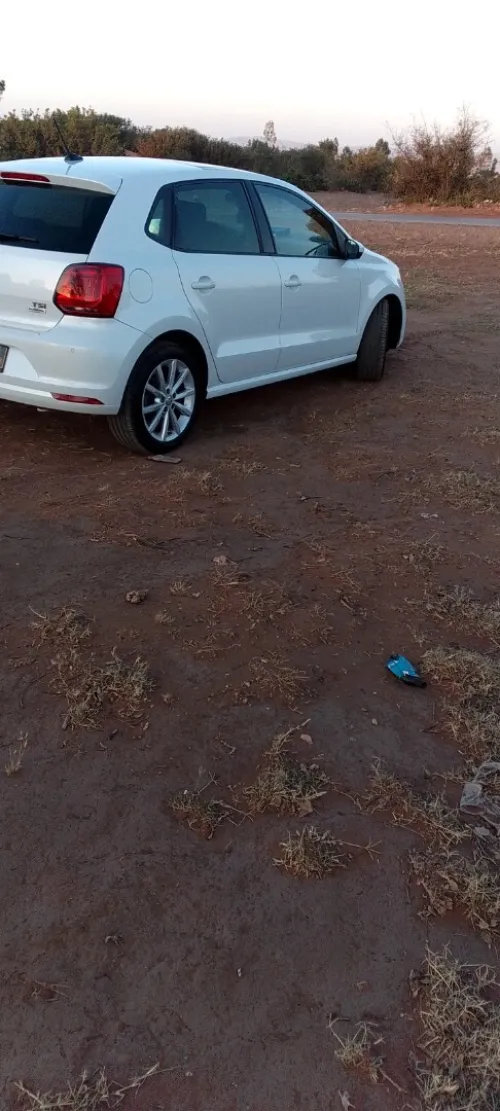 Volkswagen Polo 2017 Bleumotion