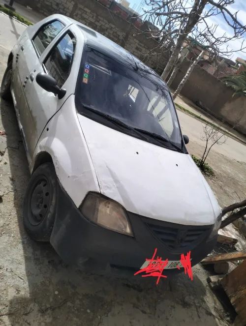 Renault Logan 2008 La baz