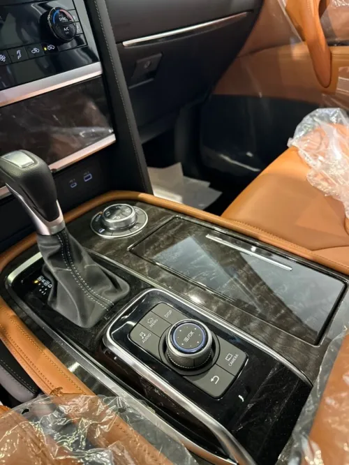 Nissan Patrole 2025 Platinum
