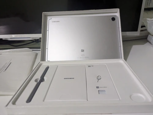 SAMSUNG Galaxy Tab S9 FE 5G