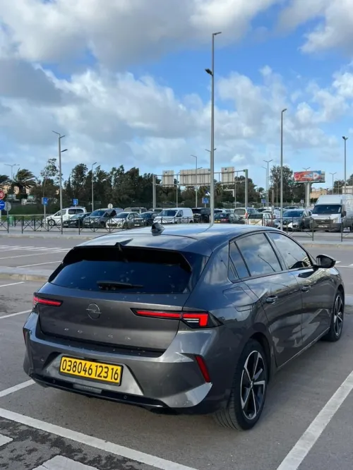 Opel Astra 2023 
