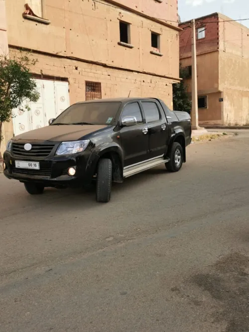 Toyota Hilux 2015 LEGEND SC 4x4