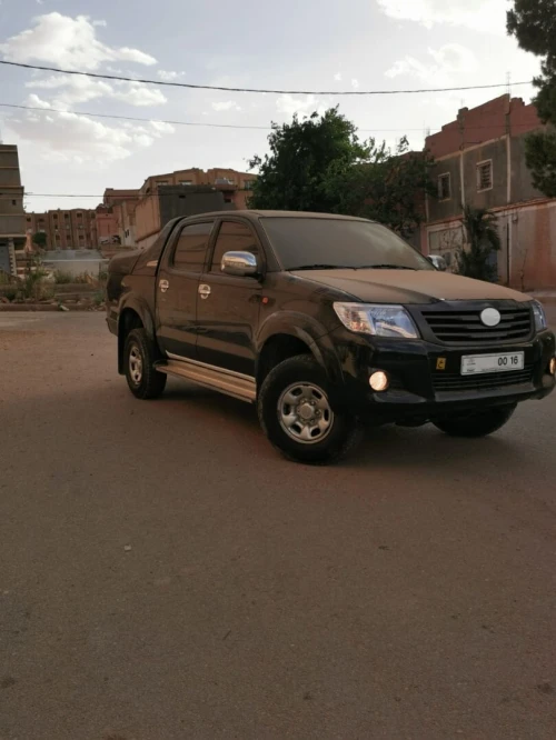 Toyota Hilux 2015 LEGEND SC 4x4