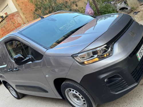 Fiat Doblo 2024 Italie