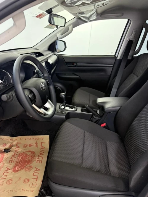 Toyota Revo  2025 GLx