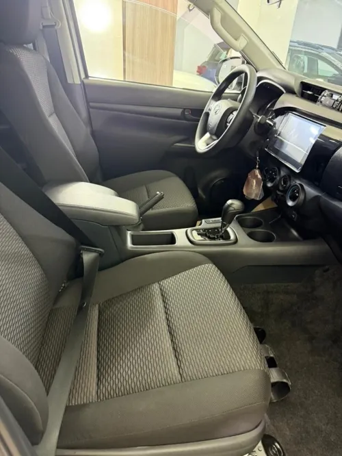 Toyota Revo  2025 GLx