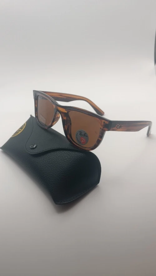 lunettes ray ban  wayfarer 