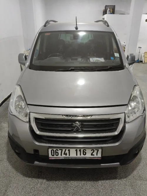 Peugeot Partner 2016 Tepee Allure 