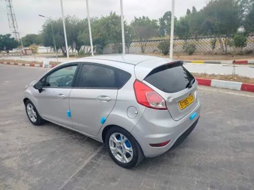 Ford Fiesta 2014 Tentation ST (1.25)*