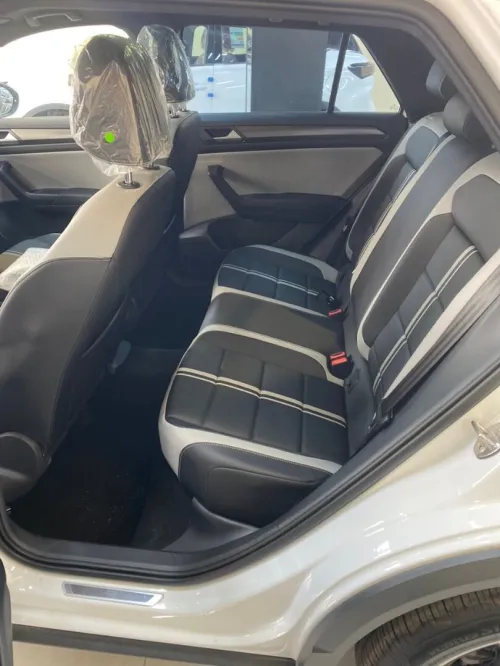 Volkswagen T-Roc 2025 R-Line 