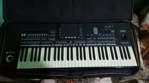 Korg pa4x pa3x très bon état