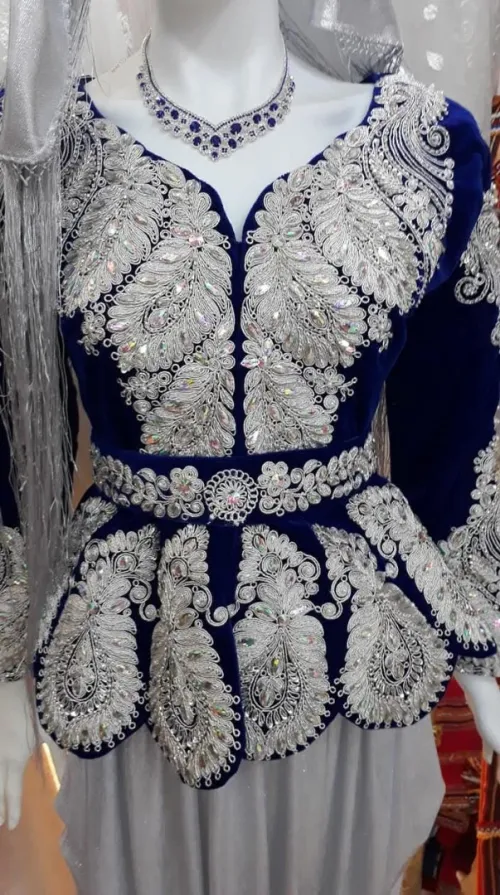 Vente Robes blanches et autres