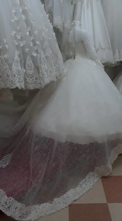Vente Robes blanches et autres