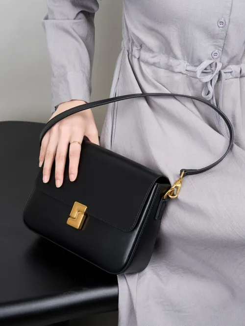 Sac tofu petit carré en cuir de vache véritable pour femme, nouveau modèle printemps été 2026, à porter en bandoulière ou sur lépaule, idéal pour le travail