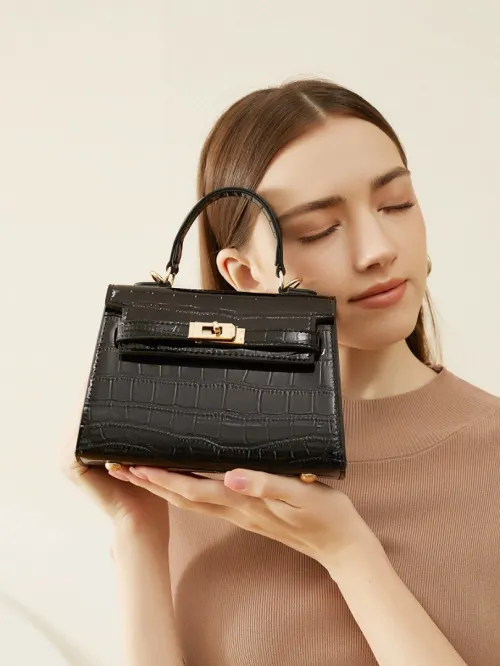 Nouveau modèle printemps-été 2026 sac en cuir véritable pour femme bandoulière luxe discret effet crocodile sac Kelly petit format cuir de vache