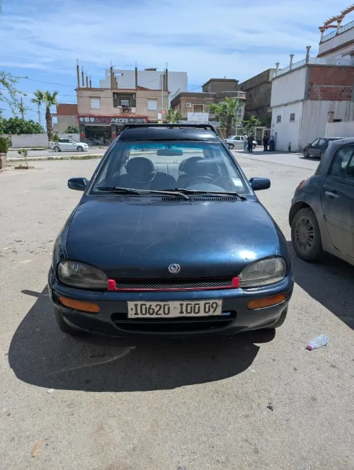Mazda 323 2000 323
