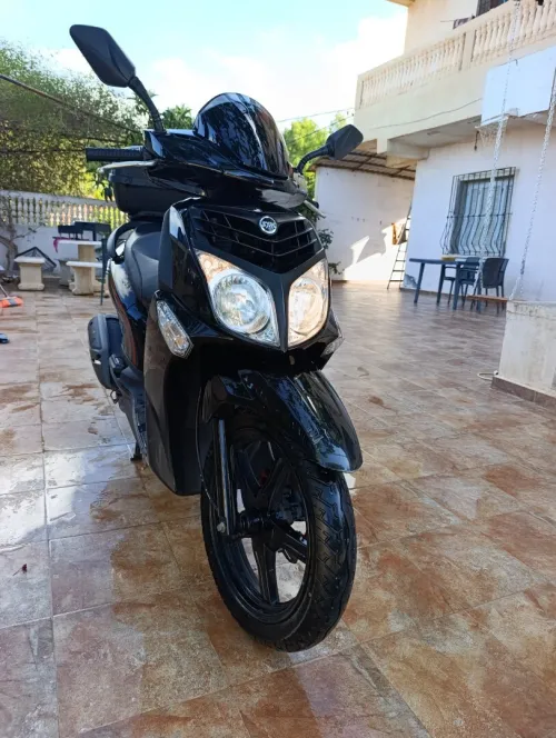 Sym Hd2 2020