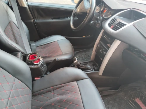 Peugeot 207 2012 Fennec