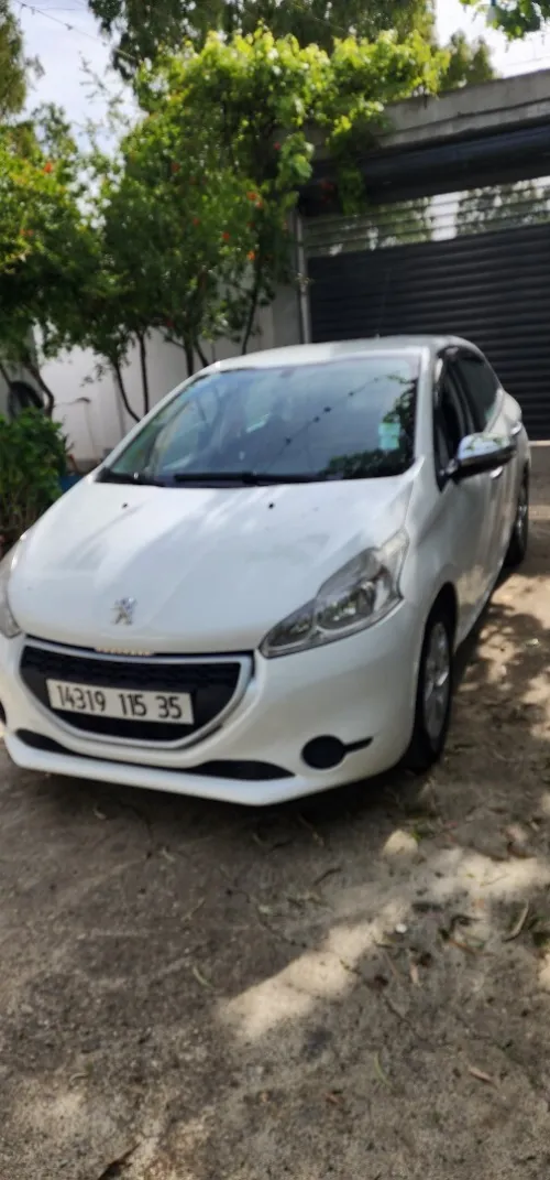 Peugeot 208 2015 208