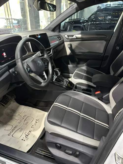 Volkswagen T-Roc 2025 R-Line 