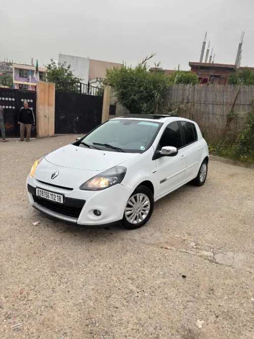 Renault Clio 3 2012 Night and Day