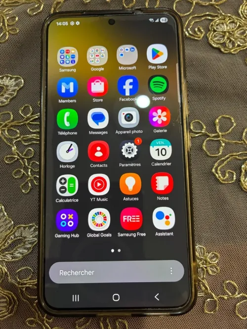 Samsung S22
