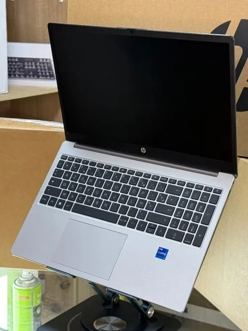 PROMO HP 250 G10 i7 13th Gen  0 CYCLE  QUASI NEUF  512GB SSD