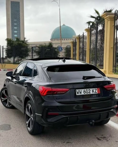 Feu arrière Audi q3 2020-2026
