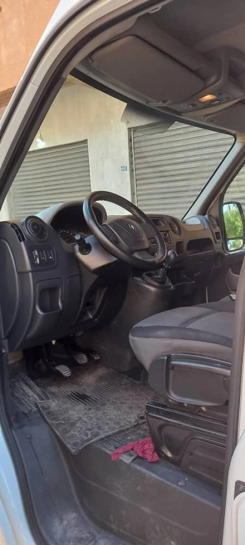 Renault Master 2012