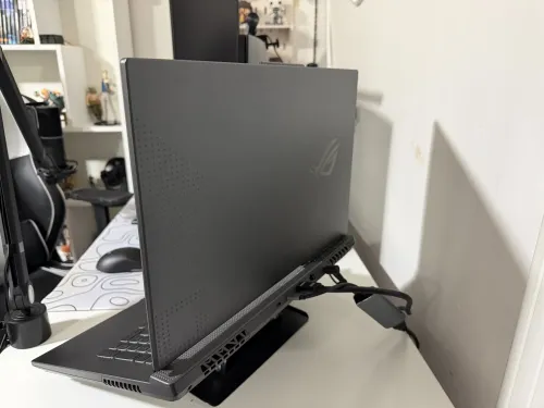 Pc gamer Asus rog strix g17