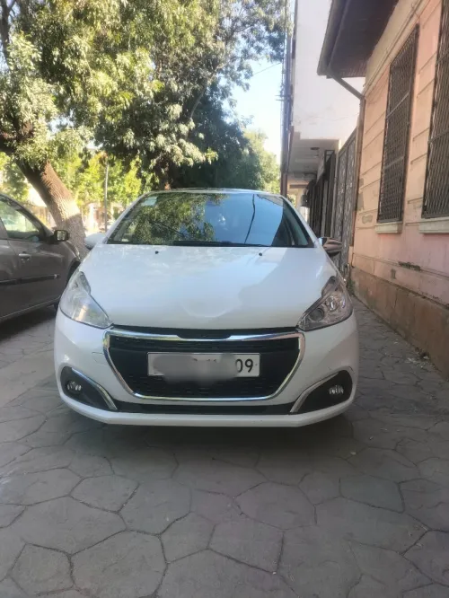 Peugeot 208 2014 Allure