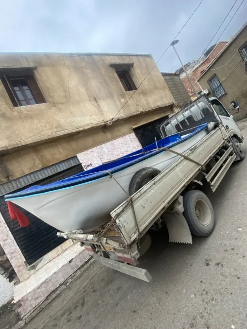 Camion transport marchandises tout les distances
