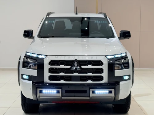 Mitsubishi L200 Sportero 2026 Black edition