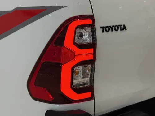Toyota HILUX FULL OPTIONS 2025 GR SPORT