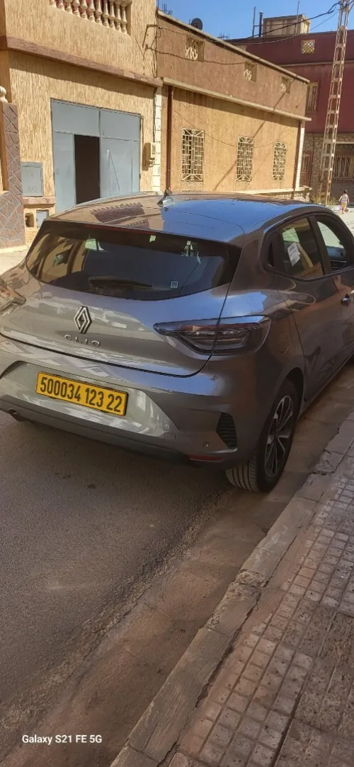 Renault Clio 5  2023 Evolution