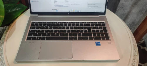 HP EliteBook 650 G10