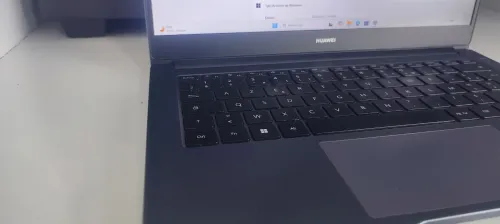 HUAWEI MATEBOOK D14