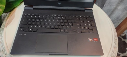HP Victus