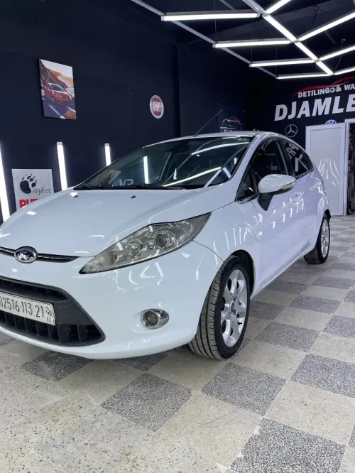 Ford Fiesta 2013 Titanium Sport pack