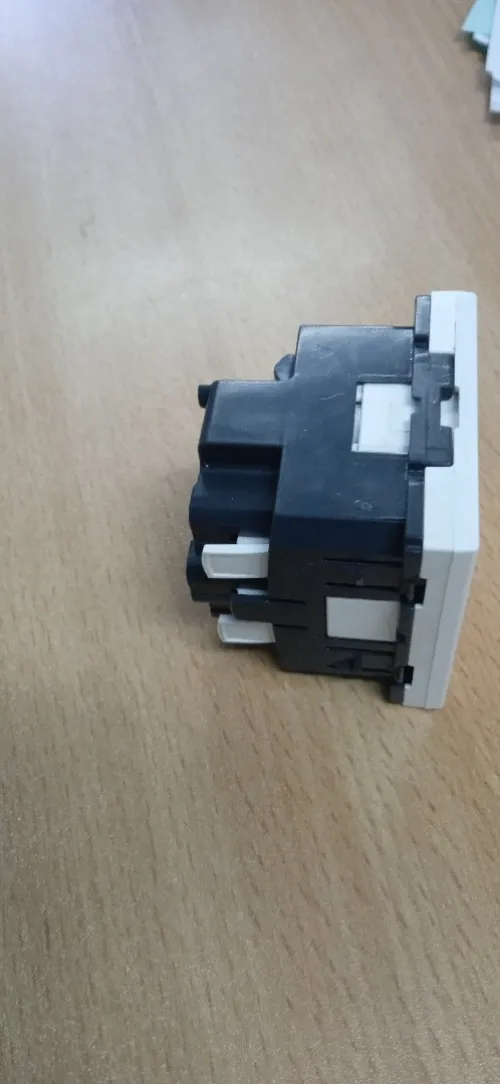 Prise électrique legrand