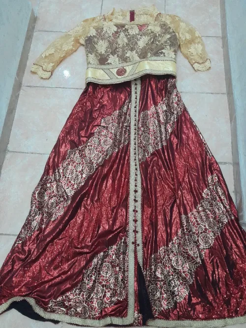 ROBE CAFTAN TAILLE 40 TAILLE 44