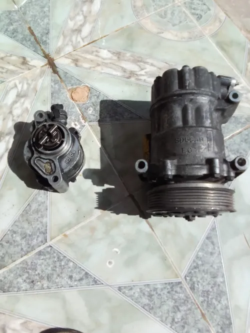 Stalation 1.6 Hdi compresser de frain 1.6 et 1.4 moteur clima 1.6 ta3 franca
