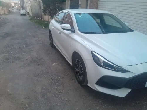 MG 5 2025 5