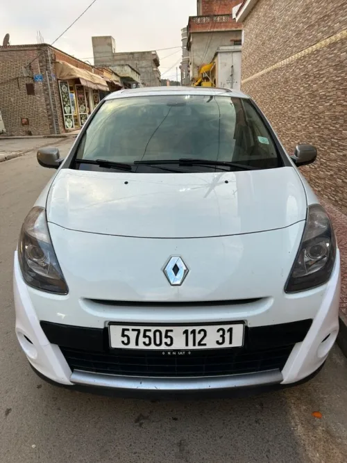 Renault Clio 3 2012 Night and Day