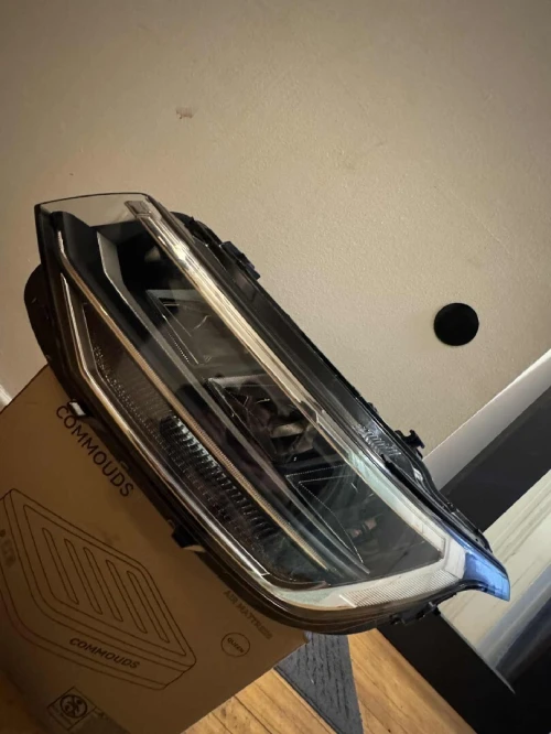 فار أمامي أصلي Volkswagen Tiguan 2022 2025 يسار OEM