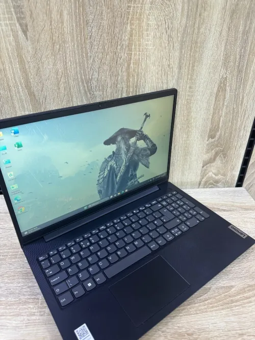 LENOVO V15 | i5-13420H | 16 GB RAM | 512 GB SSD