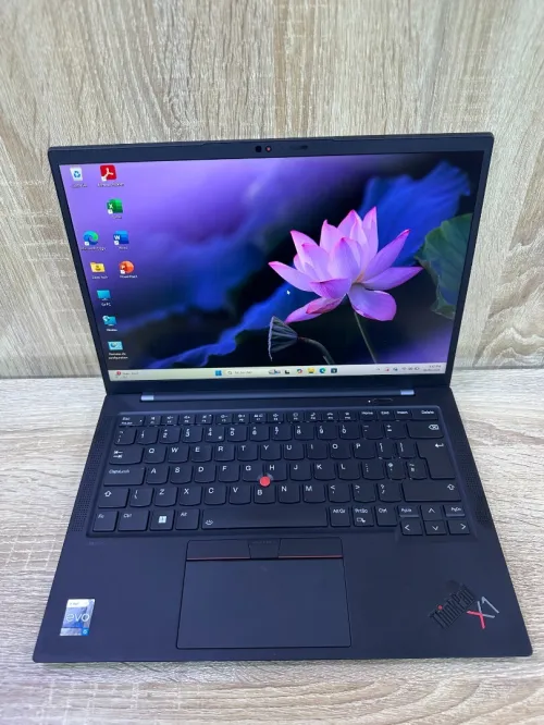 LENOVO ThinkPad X1 Carbon Gen11 | i5-1335U | 16 GB RAM DDR5 / 256 GB SSD NVMe